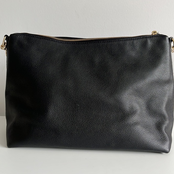 Perfect condition Kate Spade purse purchased from here (poshmark) - Picture 3 of 4